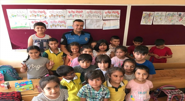 Anamur’da öğrenciler teknoloji bağımlılığına karşı bilgilendirildi