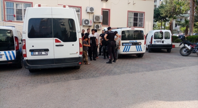 Adana’da polis ekipleri denetim yaptı