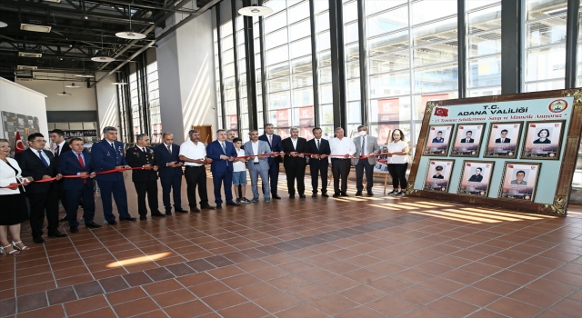 Adana’da ”15 Temmuz Fotoğraf Sergisi” açıldı