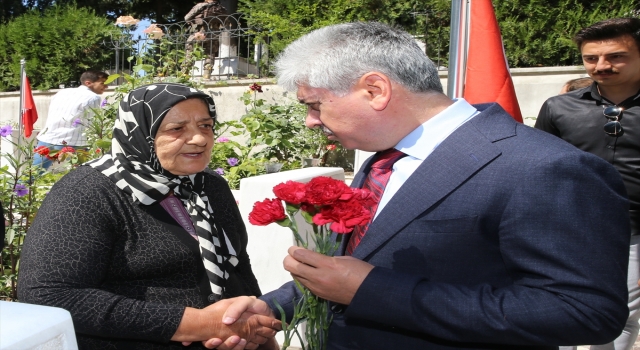 Adana, Mersin, Hatay ve Osmaniye’de 15 Temmuz’da şehitliklere ziyaret