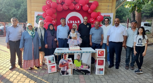 Kahramanmaraş’ta şehit polisin 1 yaşına giren kızına doğum günü sürprizi