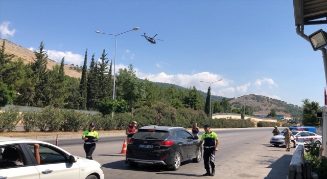 Hatay’da helikopter destekli trafik denetiminde 8 sürücüye ceza kesildi