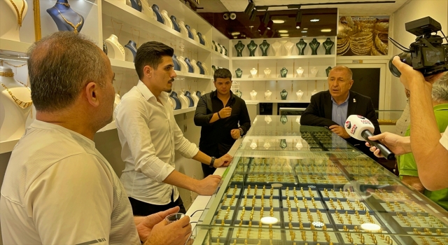 Zafer Partisi Genel Başkanı Özdağ, Osmaniye’de partilileri ve esnafı ziyaret etti