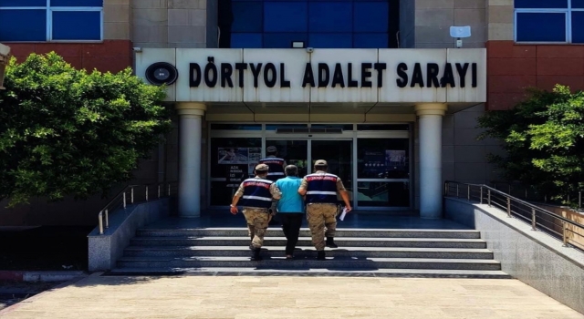 Hatay’da tahrip edilen afişlerle ilgili bir kişi tutuklandı