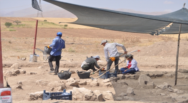 Kahramanmaraş’taki Yassı Höyük’te kazı çalışmaları başladı