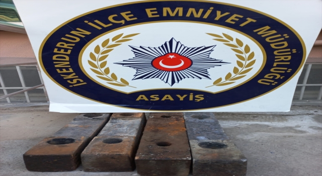 Hatay’da demir ve kablo çaldıkları iddiasıyla 2 şüpheli yakalandı