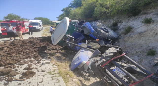 Osmaniye’de devrilen traktörün sürücüsü yaralandı