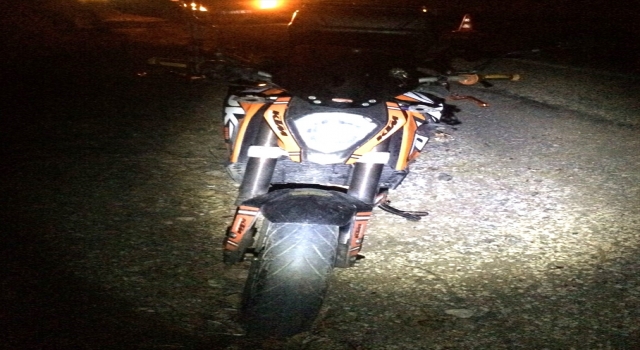 Serik’te otomobille çarpışan motosikletin sürücüsü yaralandı