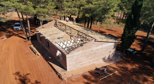 Kaş’ta 30 yıldır kullanılmayan okul binası yeniden hayat buluyor