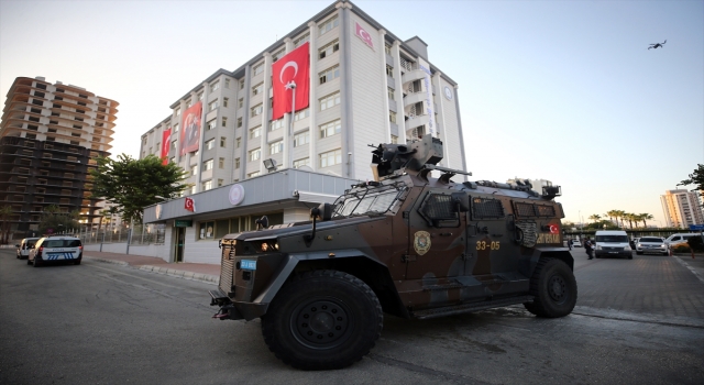 Mersin’de 30 PKK/KCK şüphelisinin yakalanmasına yönelik operasyon başlatıldı
