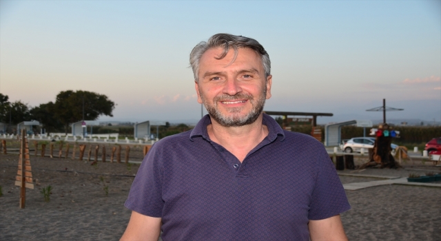 Manavgat’ta 35 bin caretta caretta yavrusundan yarısı denize ulaştı