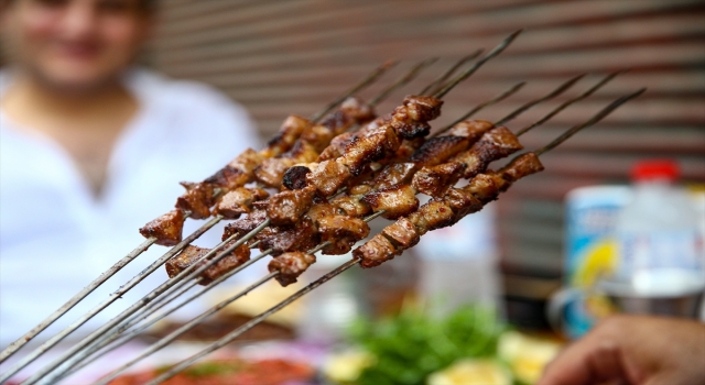 ŞEHİRLERİN LEZZET REKABETİ 3 il ”en lezzetli ciğer kebabı”nı yaptıkları iddiasında