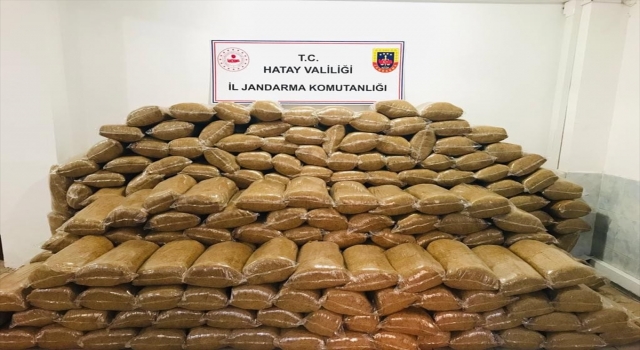 Hatay’da kamyonette 1,5 ton kaçak tütün ele geçirildi