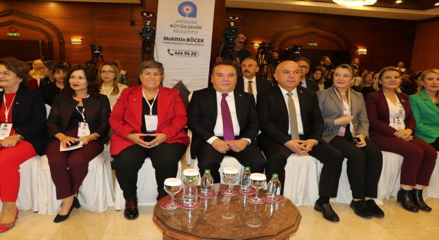 Antalya’da ”Kadına Yönelik Şiddetle Mücadele ve Acil Yardım Hattı Çalıştayı” düzenlendi