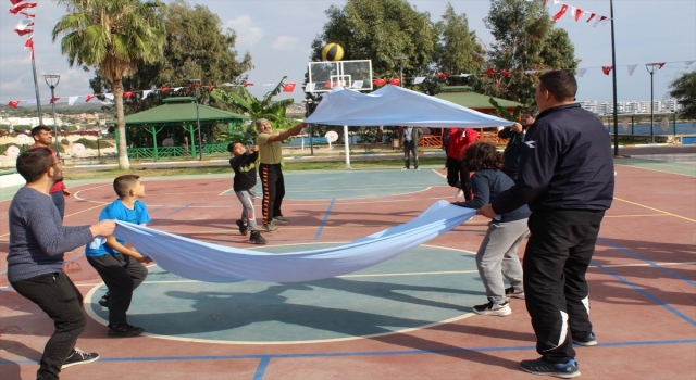 Silifke’de çocuklar babalarıyla kamp yaptı