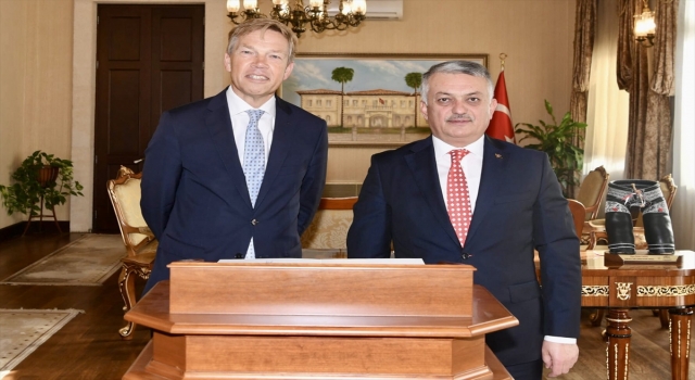 Antalya Valisi Yazıcı, Hollanda’nın Ankara Büyükelçisi Joep Wijnands’ı kabul etti: