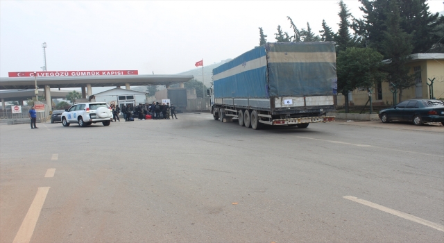 BM, İdlib’e 37 tır insani yardım gönderdi