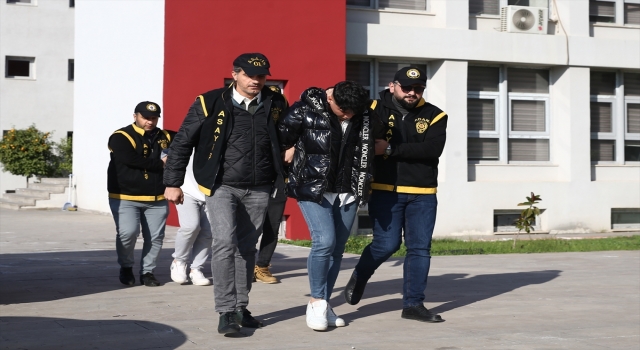 Adana’da gasbettikleri kişiyi otomobilinin bagajına kapatan 2 zanlı tutuklandı