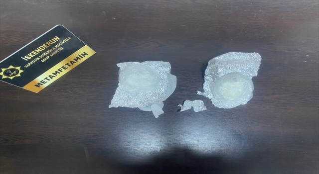 İskenderun’da uyuşturucu ele geçirilen otomobildeki 5 şüpheli gözaltına alındı