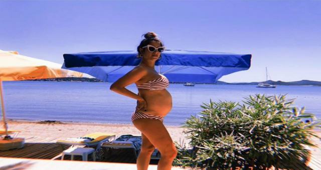 Hazal Kaya Bebeğinin İsmini Paylaştı