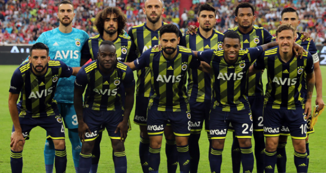 Fenerbahçe Cumhuriyet Kupası’nda Demir Grup Sivasspor’a Konuk Oluyor