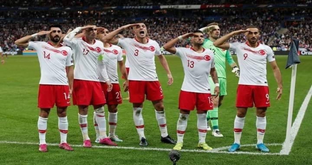Çılgın Türkler Fransa’da !