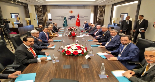 GÜVENÇ, PARLAMENTO BAŞKANLARI KONFERANSI’NDA KONUŞTU