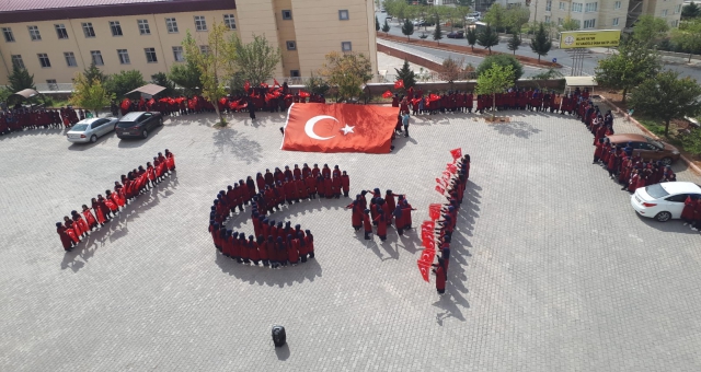 Mehmetçiğe Ay Yıldızlı Destek