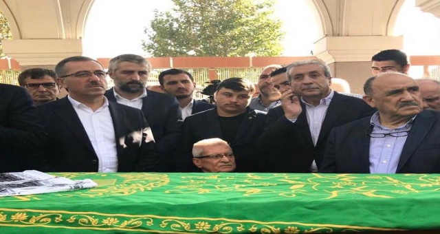 Nuri Pakdil Son Yolculuğuna Uğurlandı