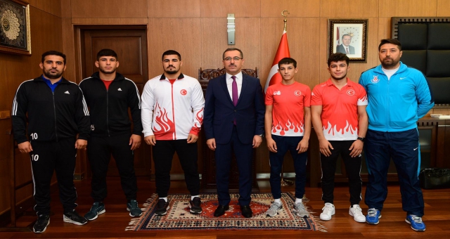 Sporcularımızdan 4 Altın Madalya