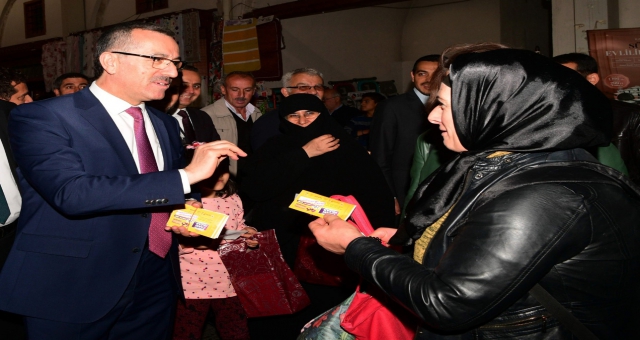 Çarşı Pazar Şenliği Başladı