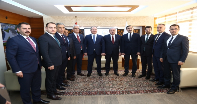 TBMM BAŞKANI ŞENTOP SİVAS BELEDİYESİNİ ZİYARET ETTİ