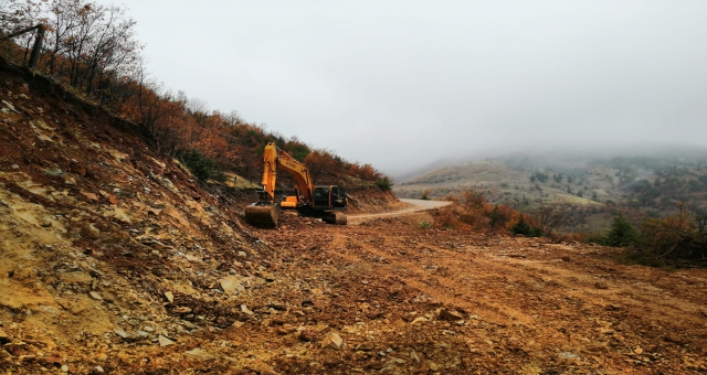 Yavşan Yaylası Yolu Genişletiliyor