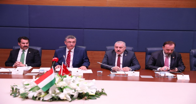 Macaristan-Türkiye Dostluk Grubu Meclisteki Temaslarını Sürdürüyor