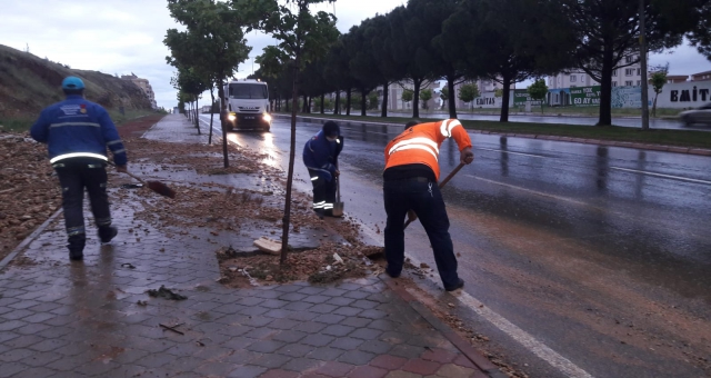 Kahramanmaraş'ta Sağanak Sonrası Temizlik