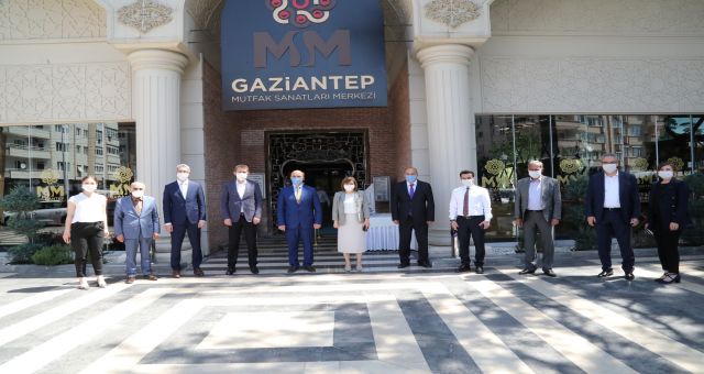 Gaziantep'te Yalın Belediyecilik Sistemi Kuruluyor