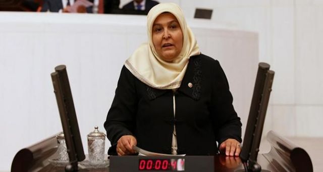 Vekil Öçal Kaleminize Sağlık Dedi