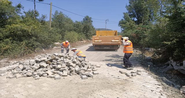 Arıklar Mahallesine kilit parke