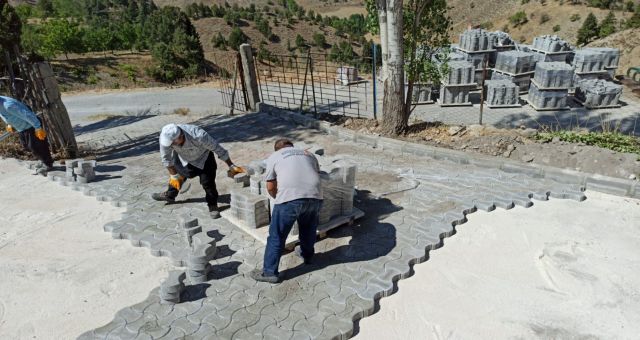 Elmalar Sosyal Tesisi’nde çevre düzenlemesi
