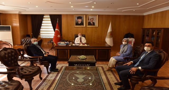 Deva Partisi Vali Çoşkun'u Ziyaret Etti