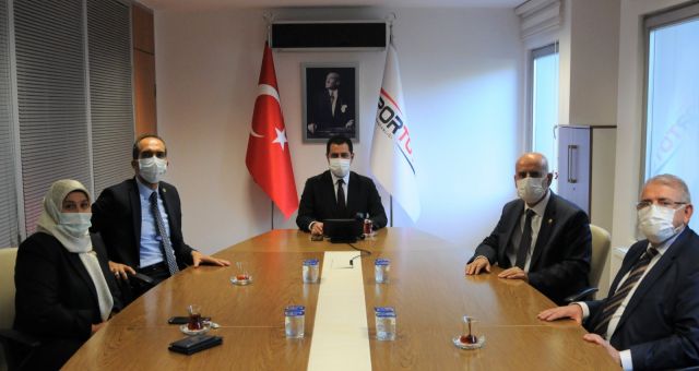 Kahramanmaraş'a 6 Halı Saha