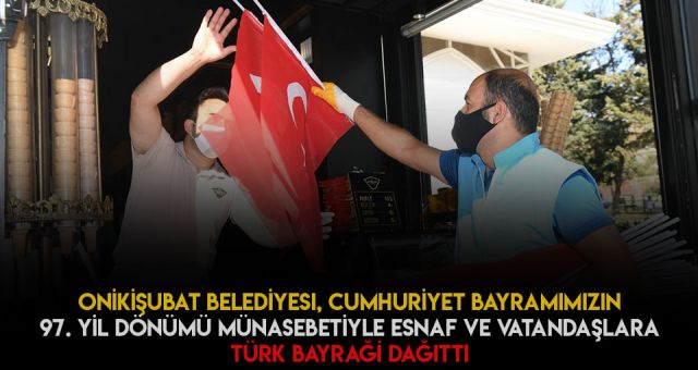 Kahramanmaraş'ın Onikişubat İlçesi Kırmızı Beyaz'a Büründü