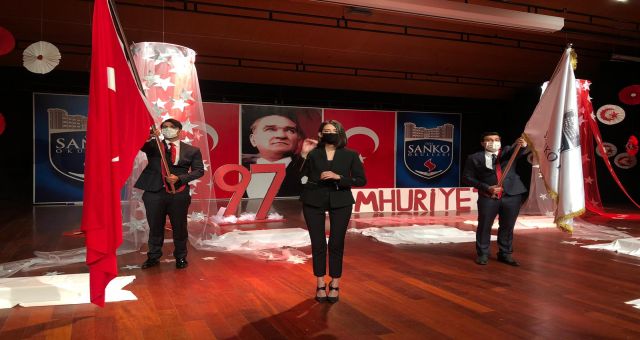 Sanko Okullarında Cumhuriyet Bayramı Online Tören İle Kutlandı