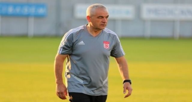 Sivasspor Göztepe Maçı Öncesi Çalımbay Top Toplayıcıyı Kadroya Aldık Dedi