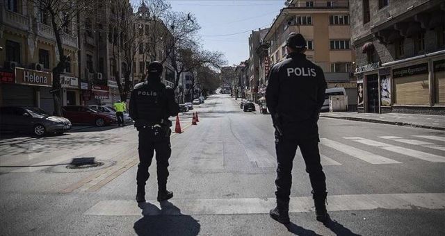 Yasaklar Bugün Başlıyor ? Sokağa çıkma yasağı saatleri