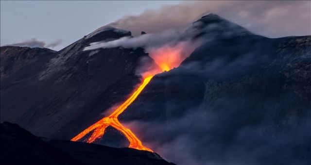 Etna Yanardağı’nın Patlaması Konuşuluyor - Etna Yanardağı Nerede ?