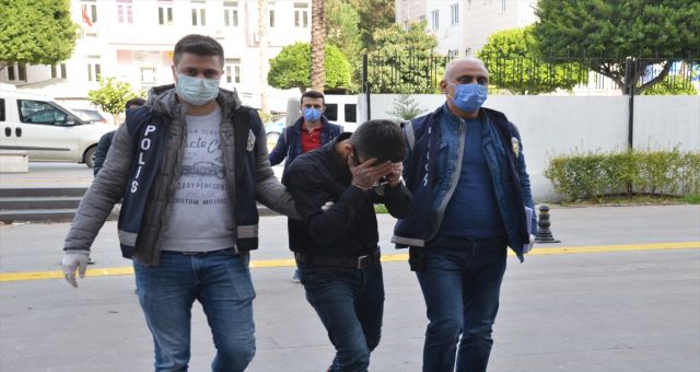 evden hırsızlık yaptıkları iddiasıyla yakalanan 2 zanlı tutuklandı