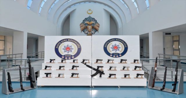 Polis Denetimlerinde Otuz Yedi Adet Silah Ele Geçirildi