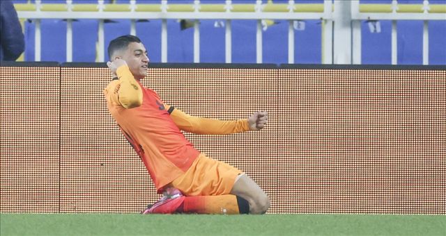 Galatasaray Fenerbahçe'yi Kendi Sahasında Mağlup Etti