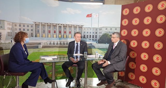 Güvenç - Muhalefetle Pkk Suçüstü Yakalanmıştır